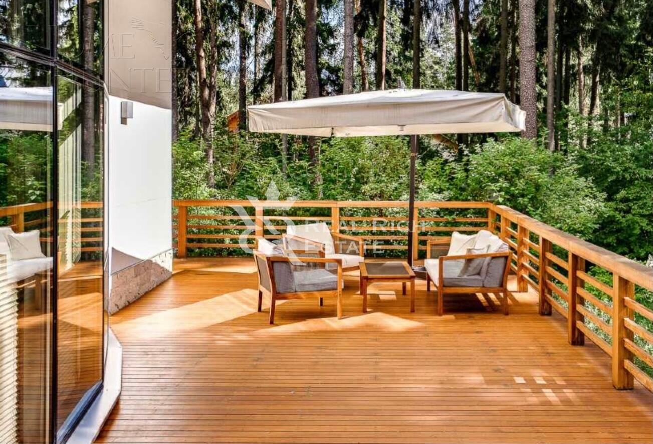 2-этажный коттедж 891 м² с отделкой