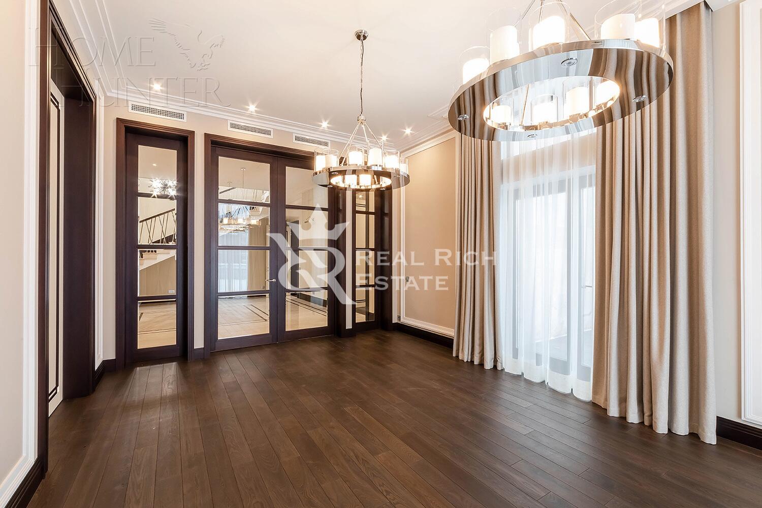 2-этажный коттедж 1 017.21 м² с отделкой