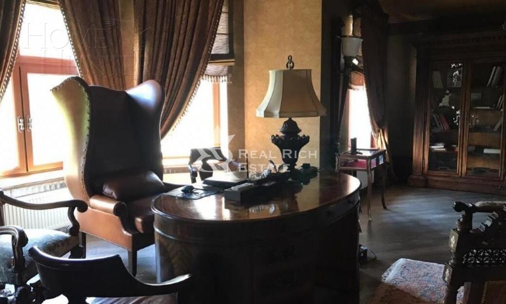 2-этажный коттедж 900 м² с отделкой