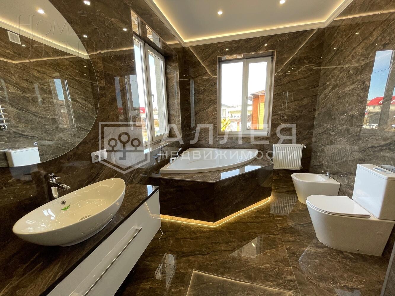 2-этажный коттедж 307 м² с отделкой