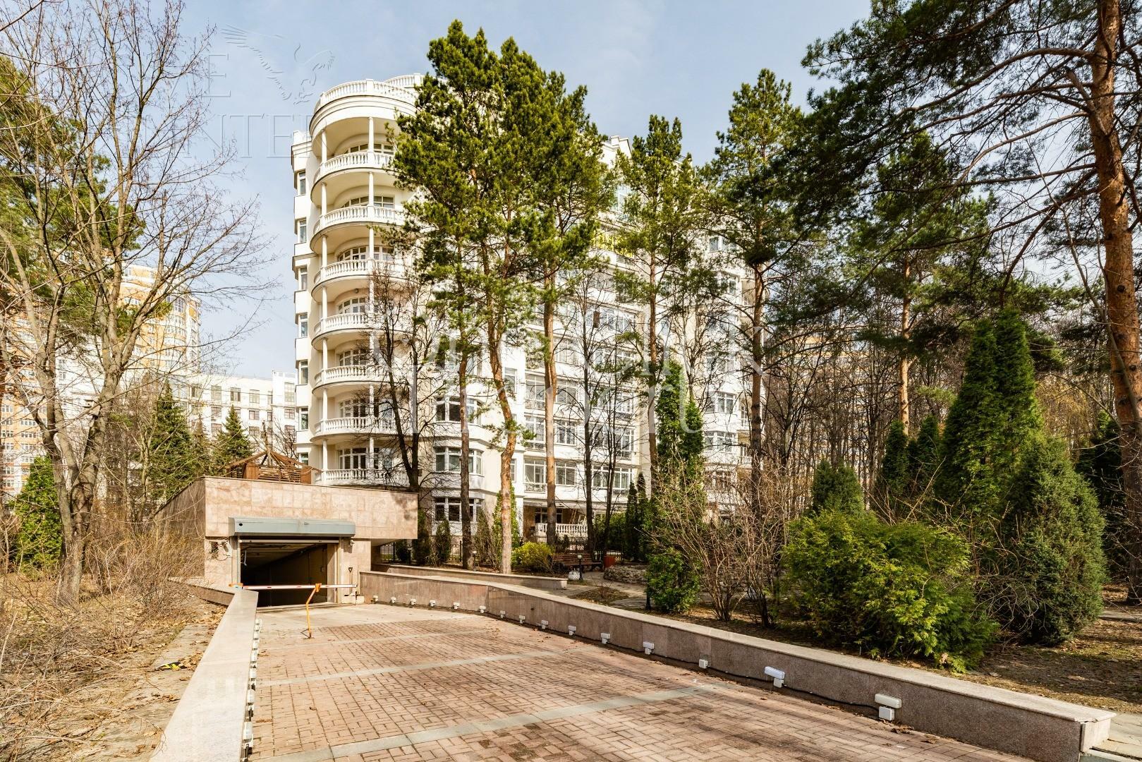 5-КОМН. КВАРТИРА БЕЗ ОТДЕЛКИ 270 М² НА 7 ЭТАЖЕ