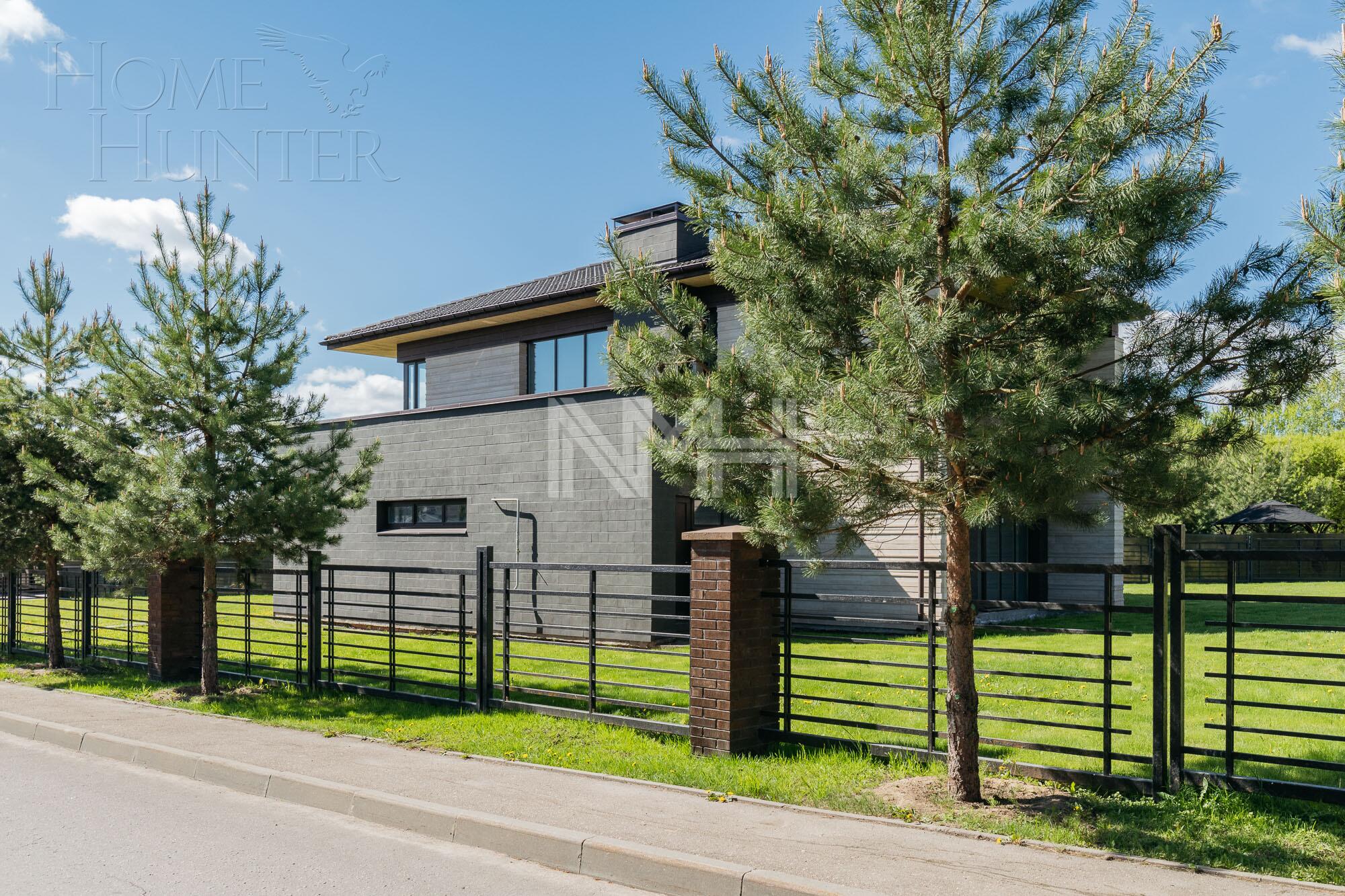 2-этажный коттедж 296 м² без отделки