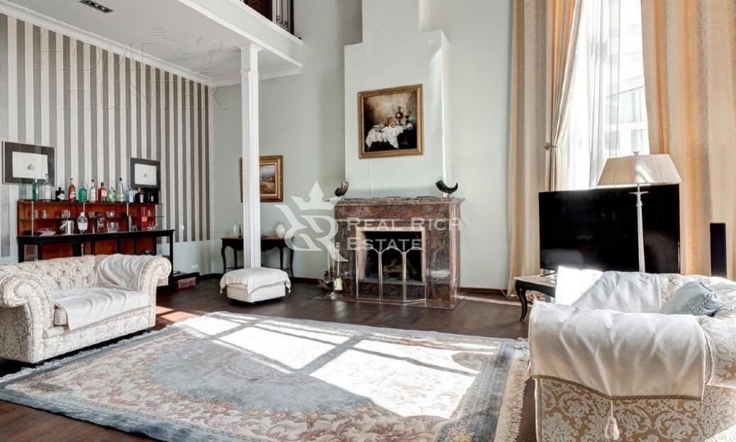 2-этажный коттедж 650 м² с отделкой