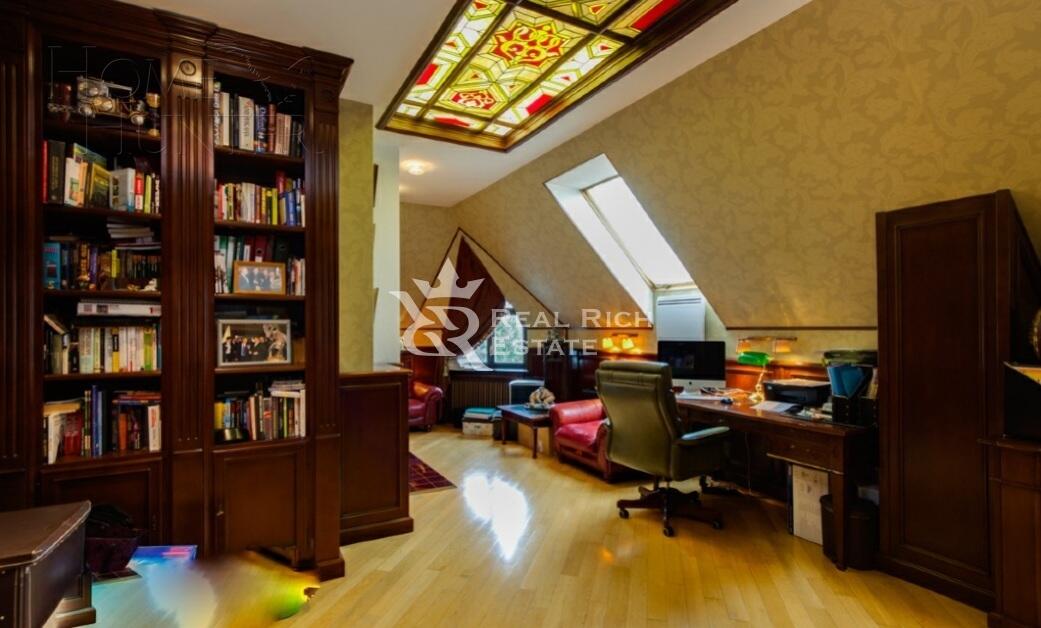 2-этажный коттедж 500 м² с отделкой