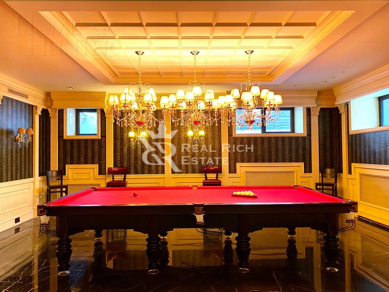 2-этажный коттедж 1 360 м² с отделкой