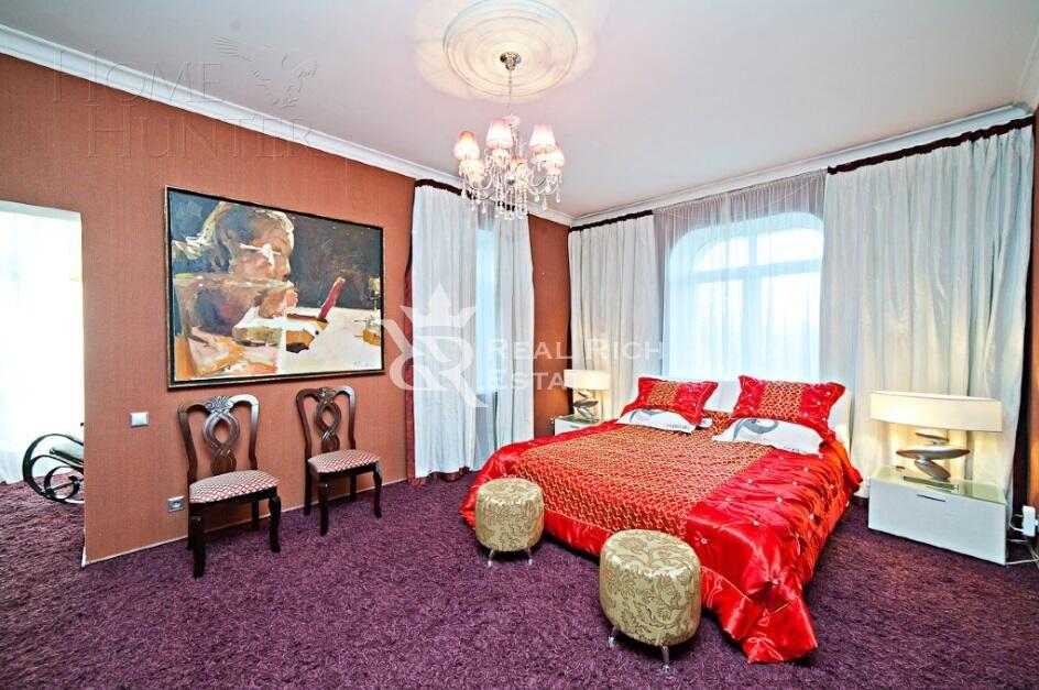 2-этажный коттедж 450 м² с отделкой