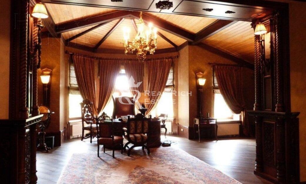 2-этажный коттедж 900 м² с отделкой