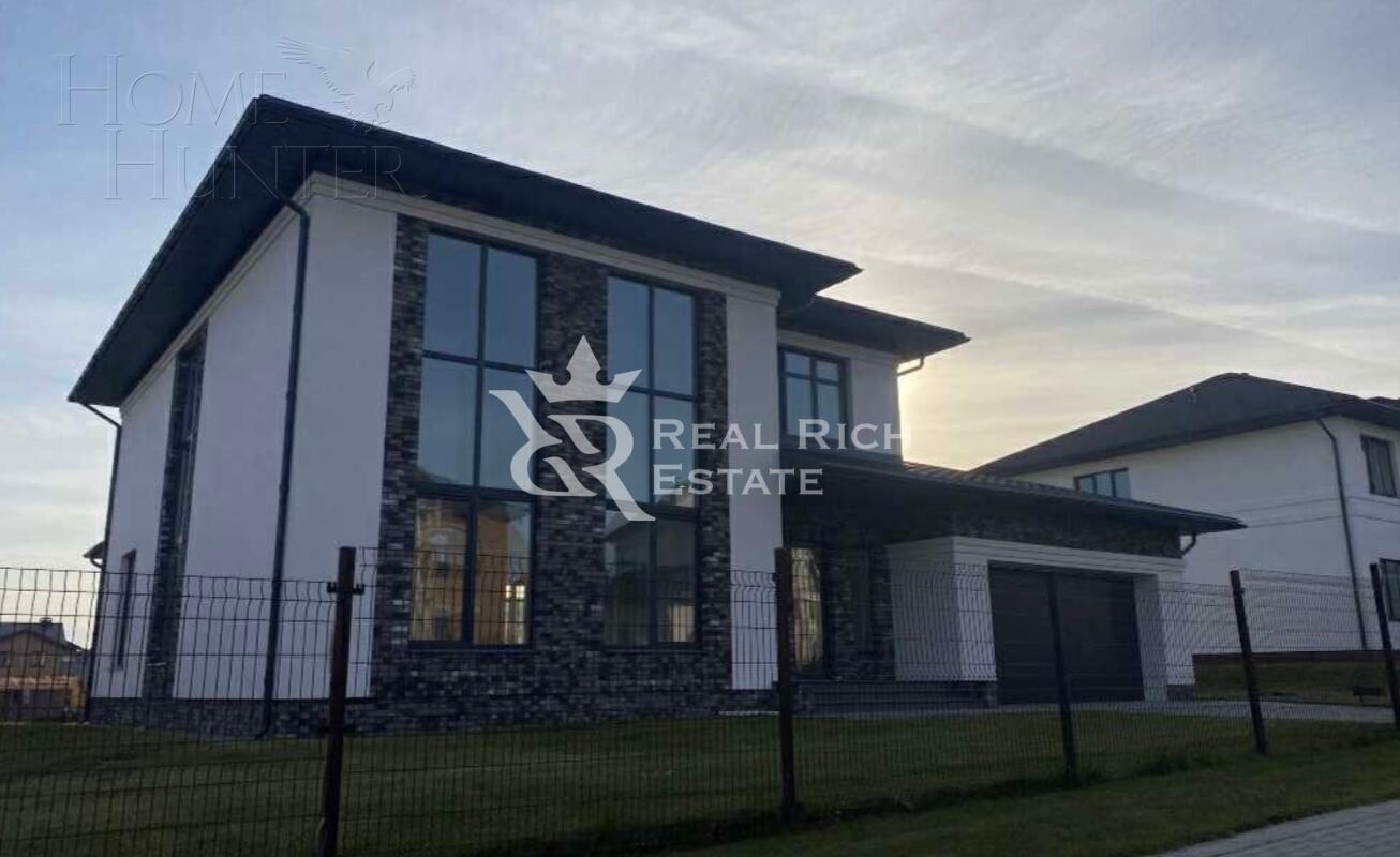 2-этажный коттедж 300 м² без отделки