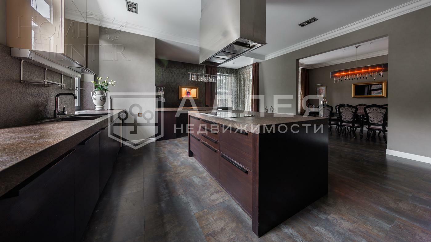 КОТТЕДЖ 900 м² с отделкой