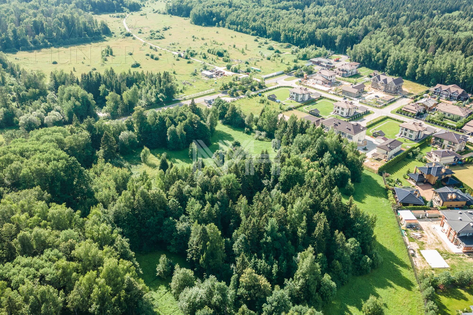 Участок 292.29 сот. в охраняемом поселке