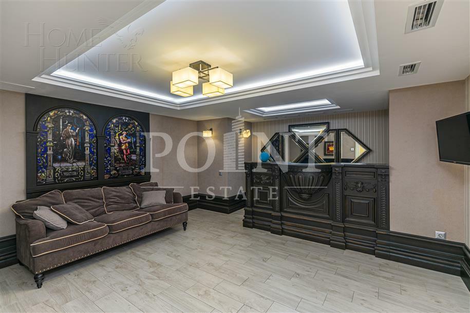 2-этажный таунхаус 320 м² с отделкой