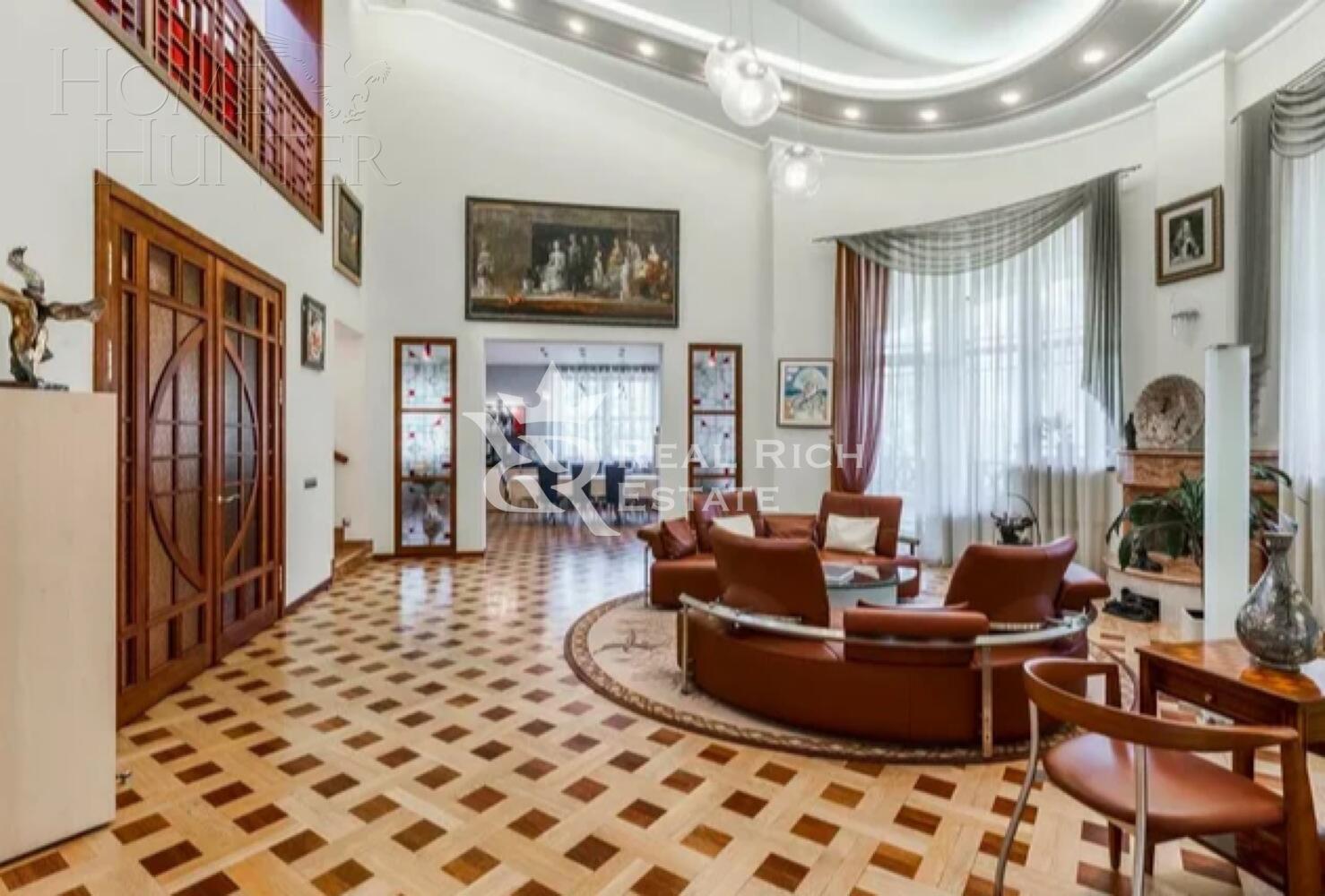 2-этажный коттедж 860 м² с отделкой