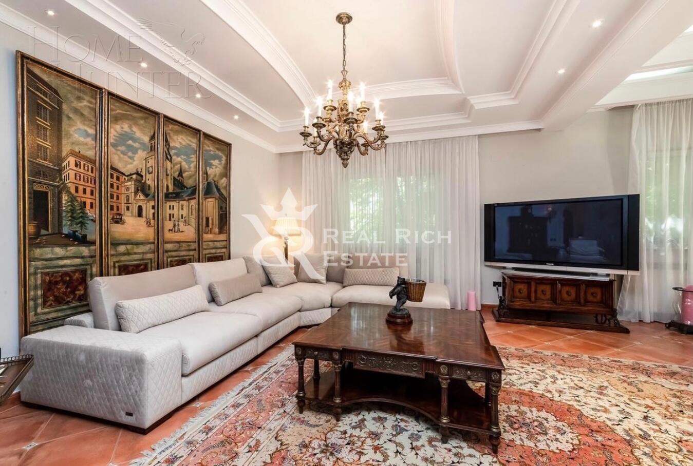 2-этажный коттедж 850 м² с отделкой