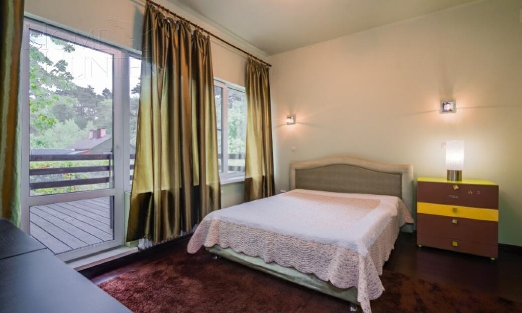 3-этажный коттедж 860 м² с отделкой