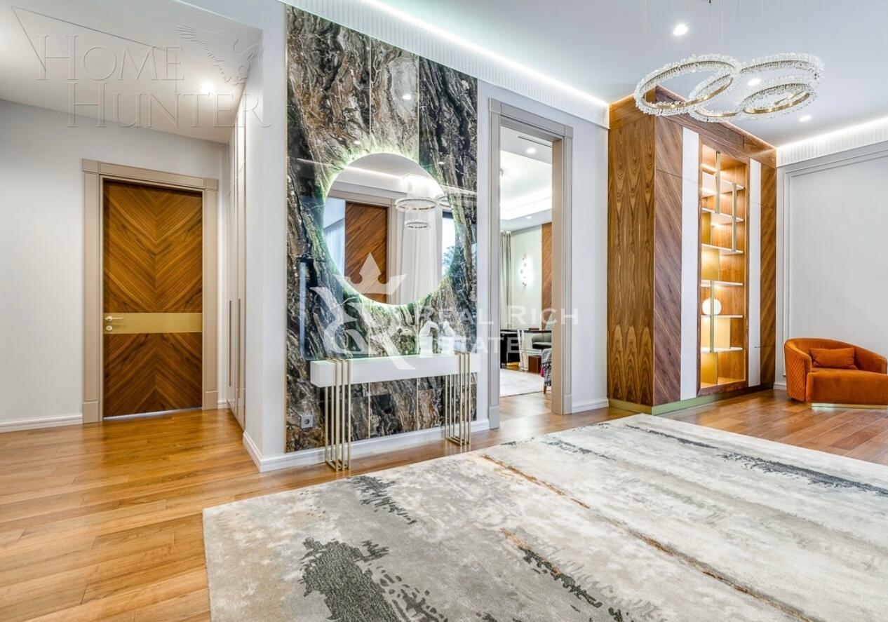 2-этажный коттедж 1 400 м² без отделки