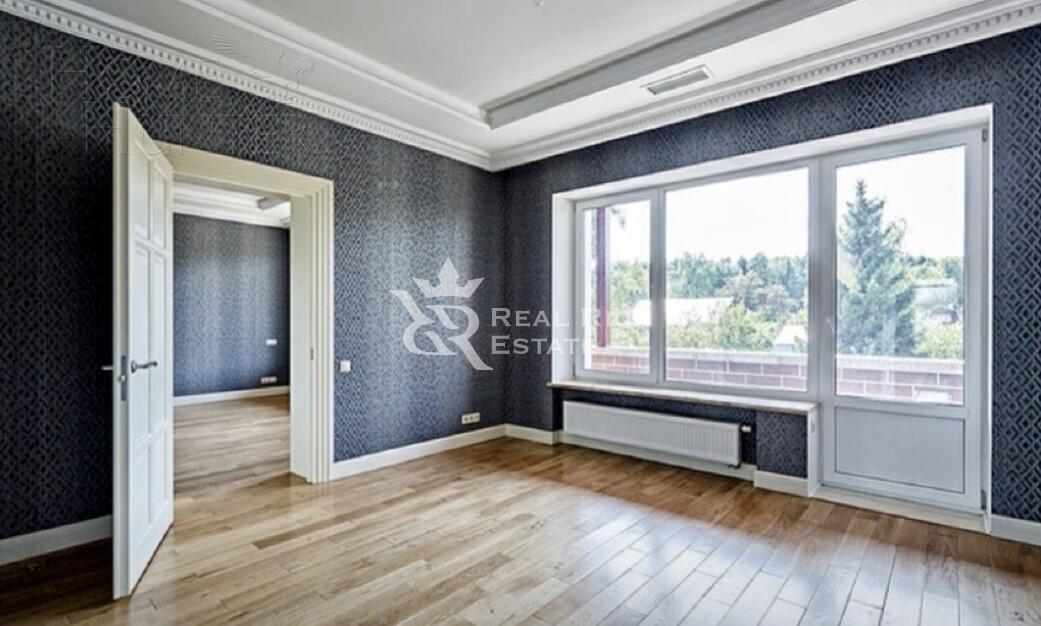 2-этажный таунхаус 338 м² с отделкой