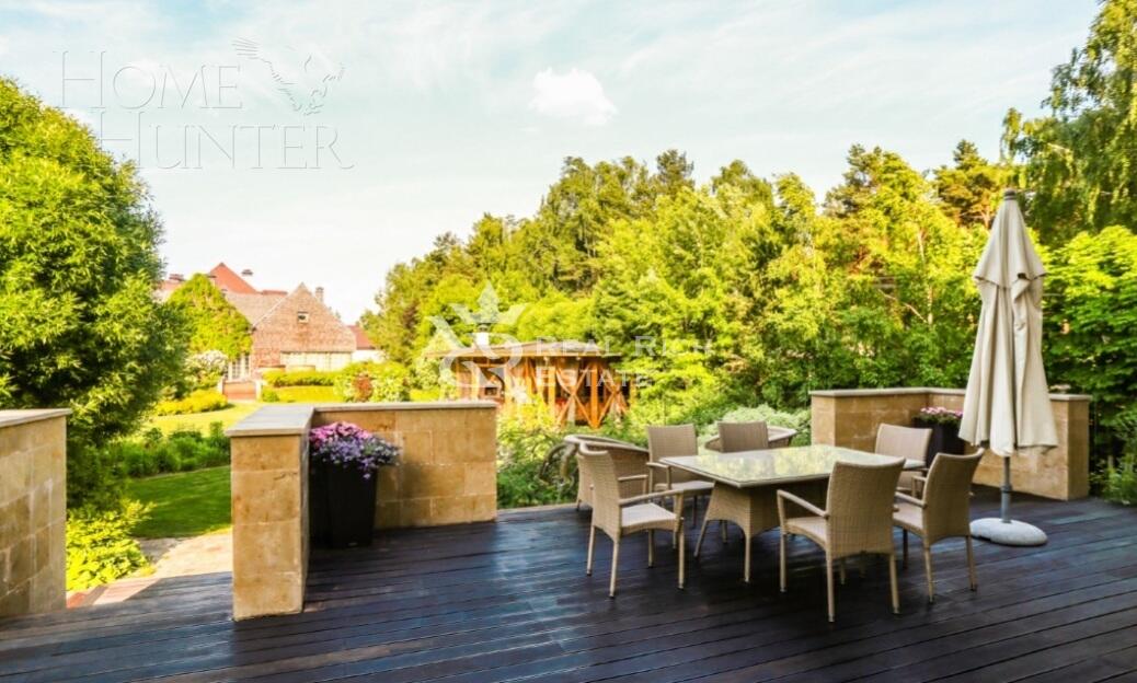 2-этажный коттедж 720 м² с отделкой