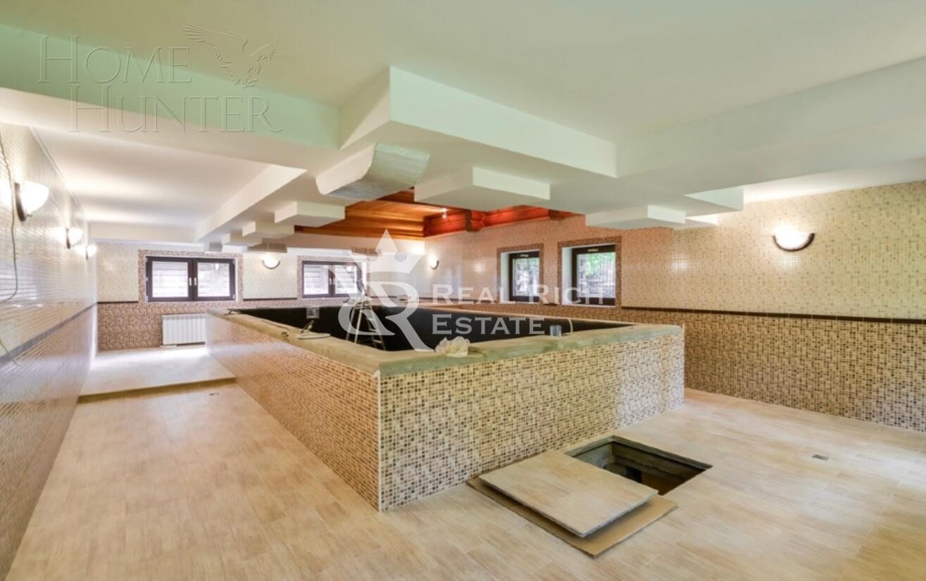 2-этажный коттедж 460 м² без отделки