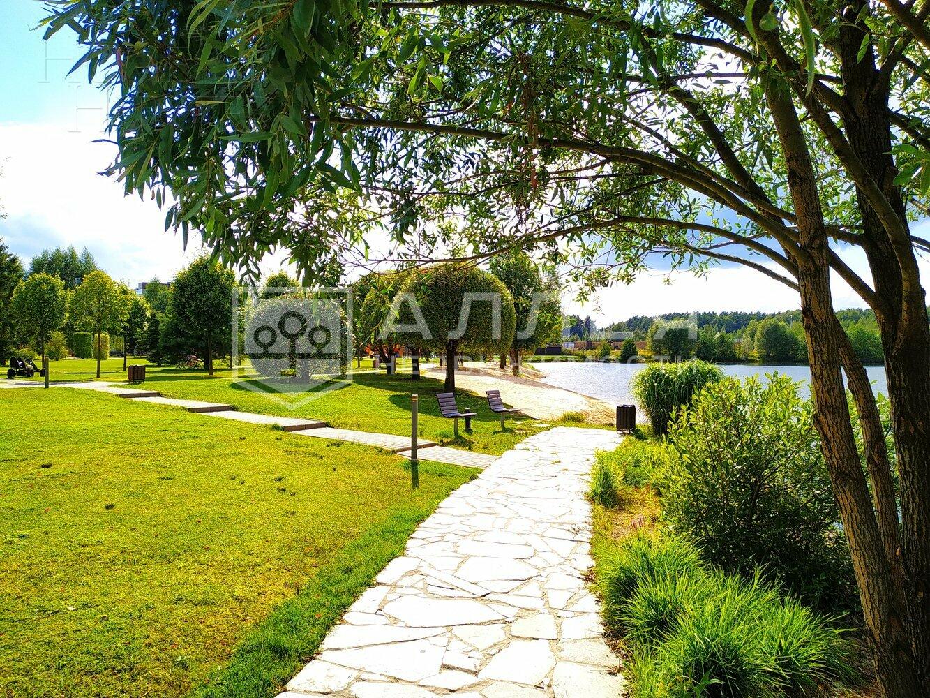 2-этажный таунхаус 200 м² с отделкой