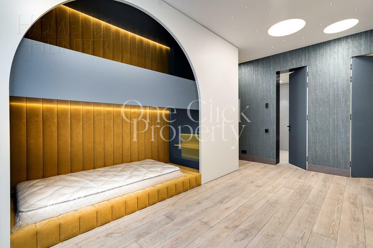 5-КОМН. КВАРТИРА С ОТДЕЛКОЙ 303 М² НА 2 ЭТАЖЕ