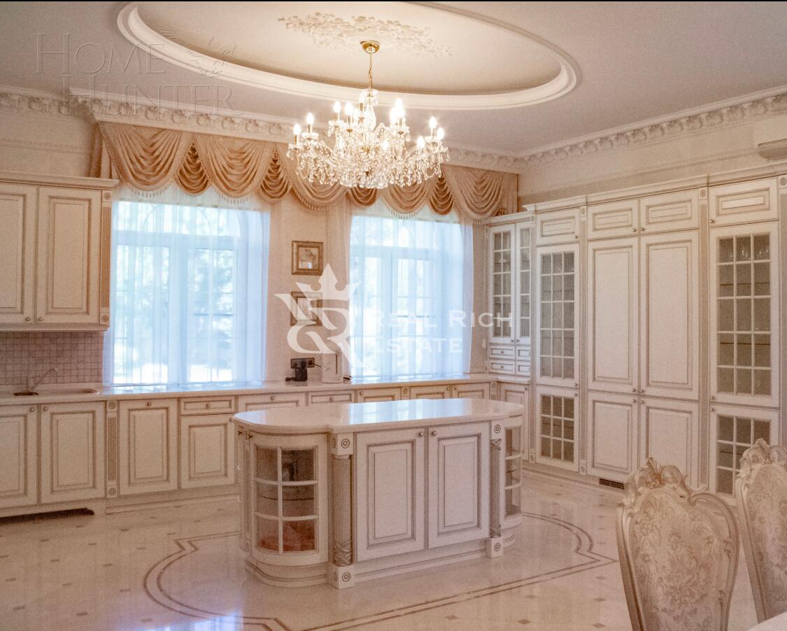 2-этажный коттедж 590 м² с отделкой