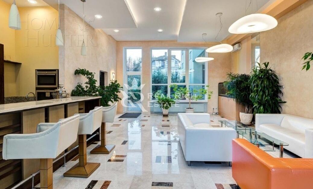 2-этажный коттедж 330 м² с отделкой