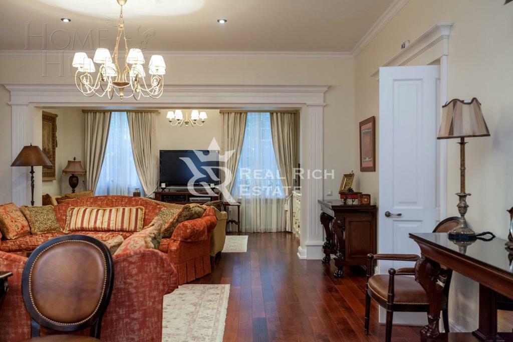 2-этажный коттедж 500 м² с отделкой