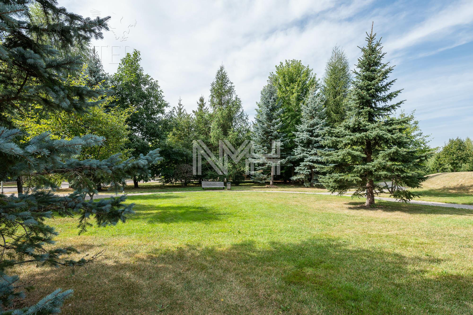 2-этажный коттедж 550 м² без отделки