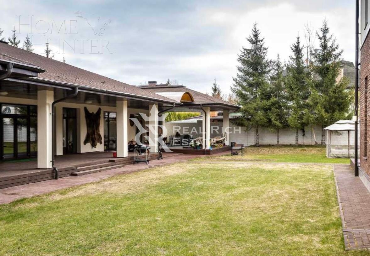 2-этажный коттедж 866 м² с отделкой