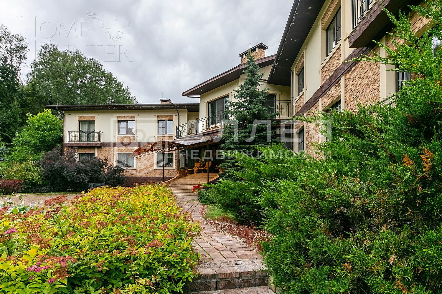 2-этажный коттедж 535 м² с отделкой