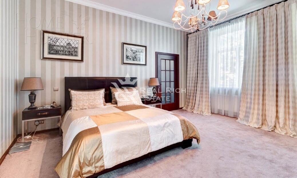 2-этажный коттедж 650 м² с отделкой