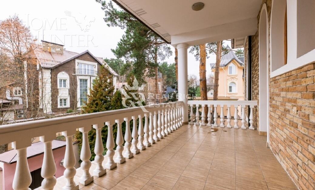 2-этажный коттедж 920 м² с отделкой