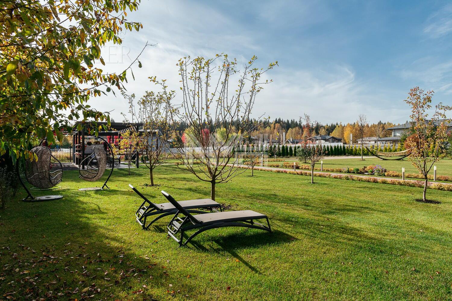 2-этажный коттедж 700 м² без отделки