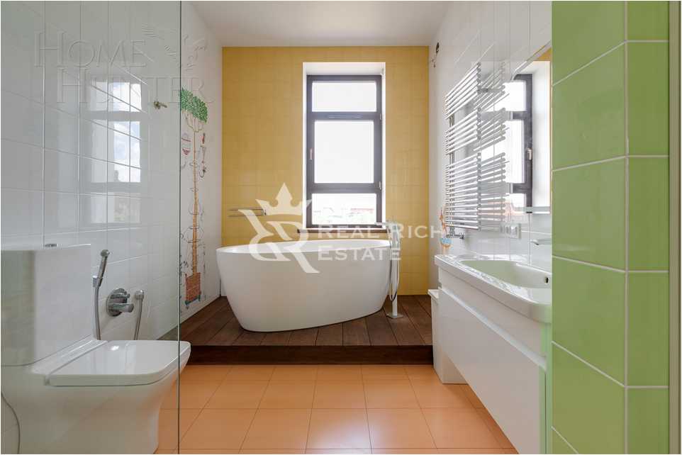 2-этажный коттедж 380 м² с отделкой