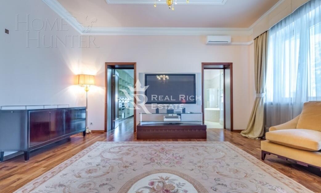 2-этажный коттедж 1 050 м² с отделкой