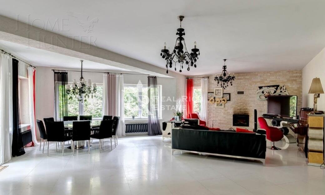 3-этажный коттедж 860 м² с отделкой