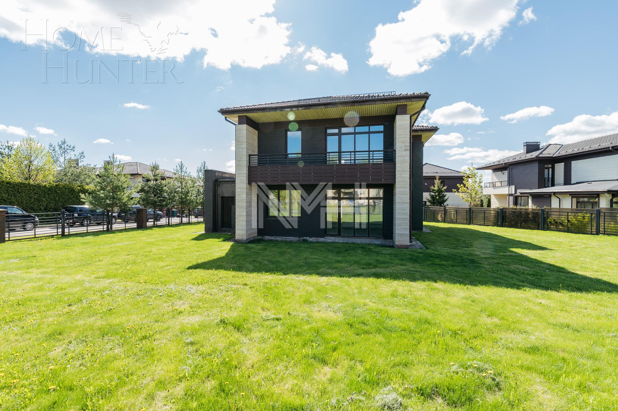 2-этажный коттедж 296 м² без отделки