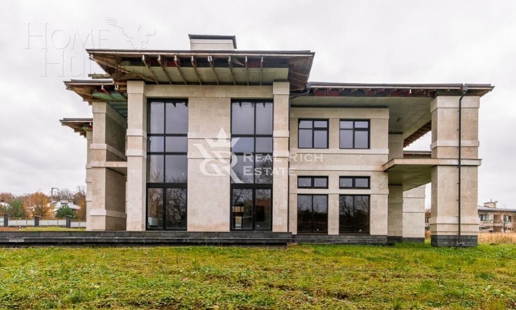 2-этажный коттедж 1 022 м² без отделки