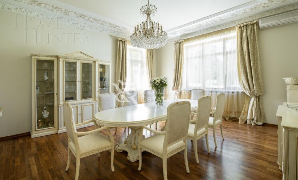 2-этажный коттедж 1 050 м² с отделкой