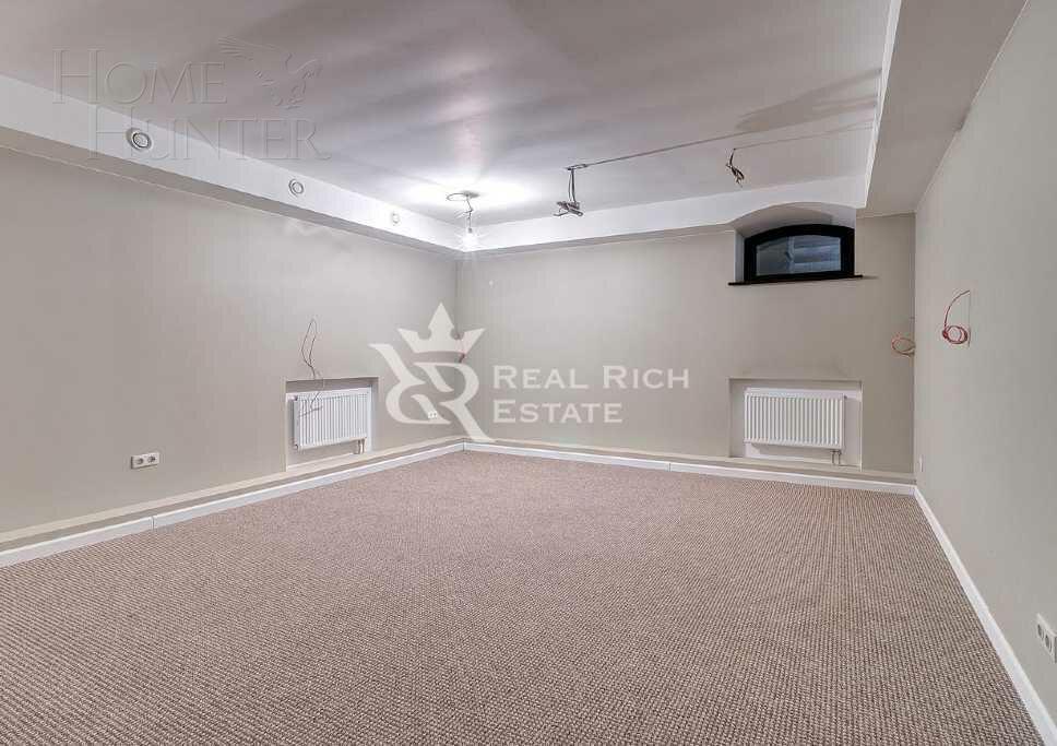 2-этажный коттедж 650 м² с отделкой