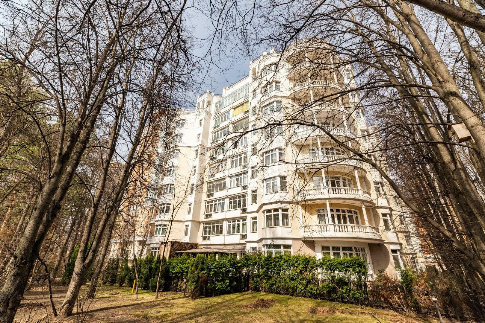 5-КОМН. КВАРТИРА БЕЗ ОТДЕЛКИ 360 М² НА 10 ЭТАЖЕ