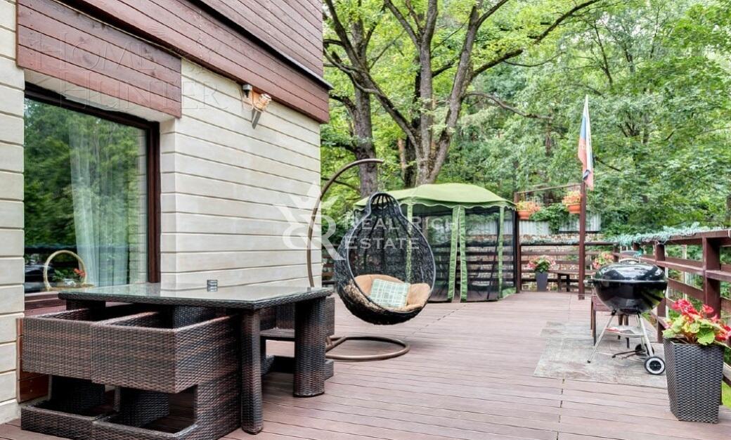 3-этажный коттедж 860 м² с отделкой