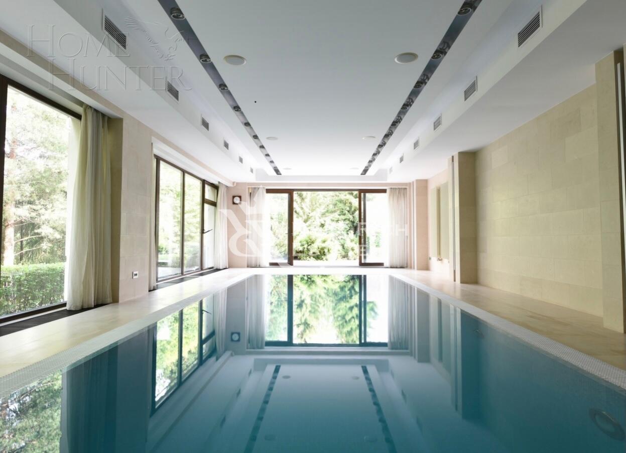 2-этажный коттедж 921.2 м² с отделкой