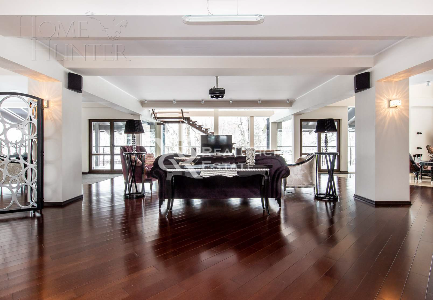 2-этажный коттедж 625 м² с отделкой