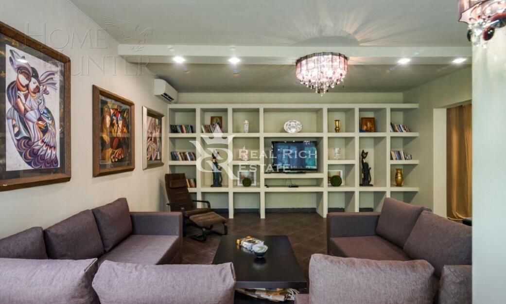 3-этажный коттедж 860 м² с отделкой