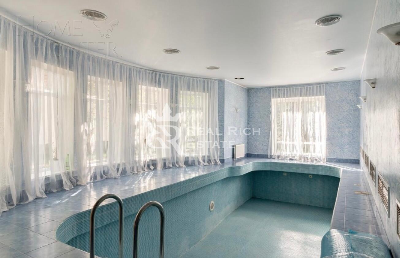 2-этажный коттедж 600 м² с отделкой