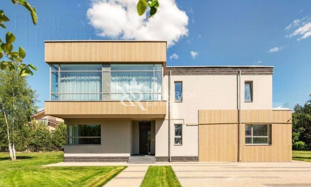 2-этажный коттедж 650 м² с отделкой