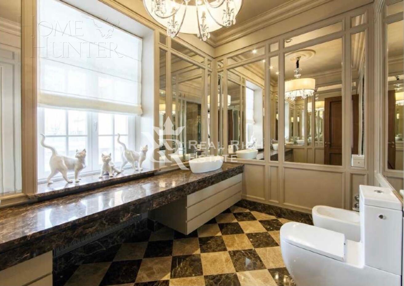 2-этажный коттедж 1 065 м² с отделкой