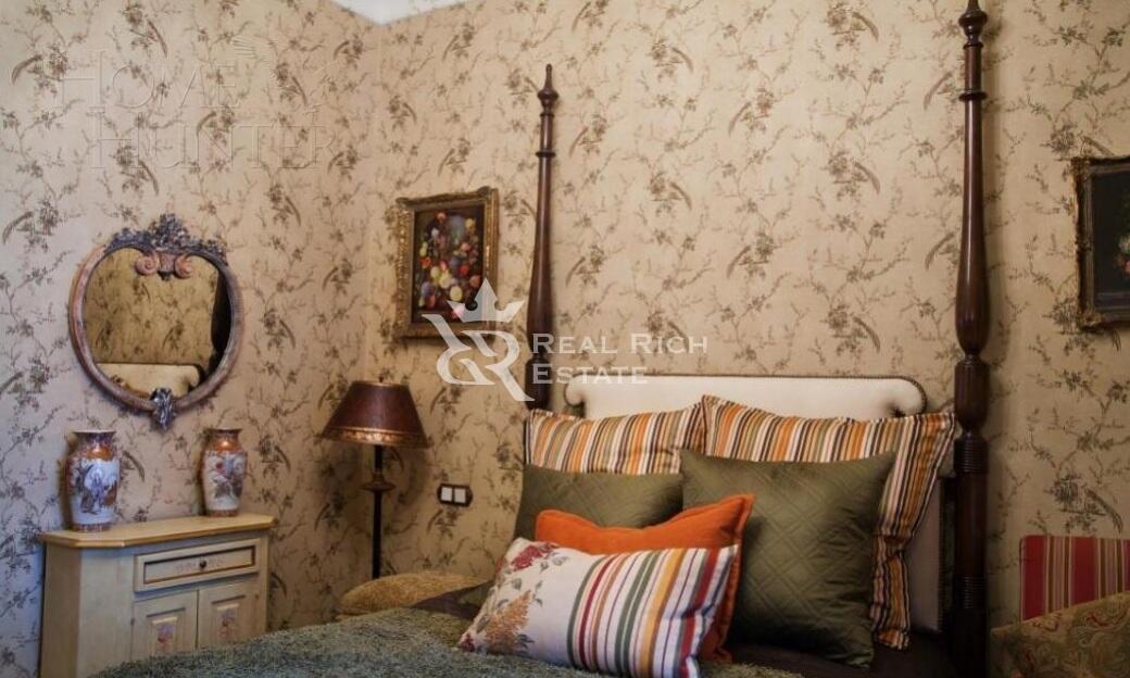 2-этажный коттедж 900 м² с отделкой