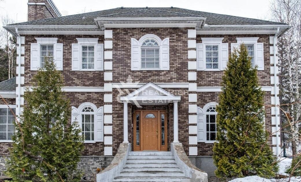 2-этажный коттедж 380 м² с отделкой